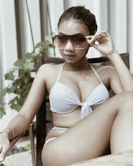 vaniawho jolie actrice photos