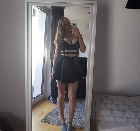 Jojo Kiss modèle de haute qualité galerie