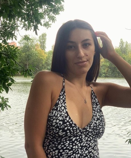 Nadya Granenko joli modèle collection