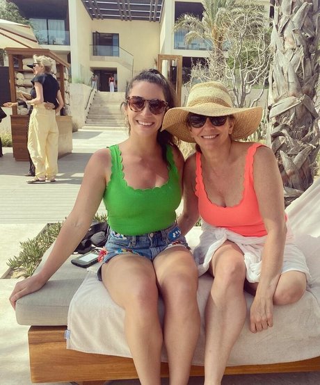 footjob uniquementfans chaud et sexy images