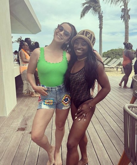 Aly Raisman étoile gratuite collection