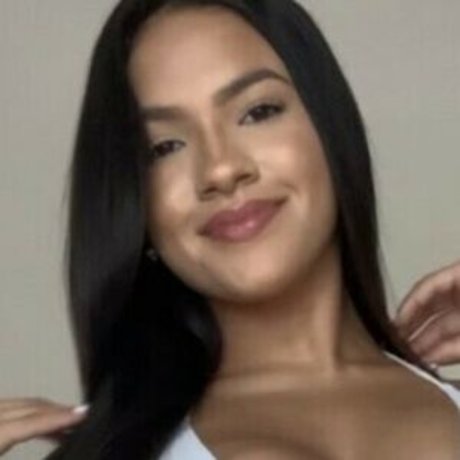 Sahai Lacasse modèle érotique galeries