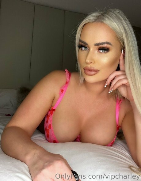 viplaurenxx actrice érotique collection