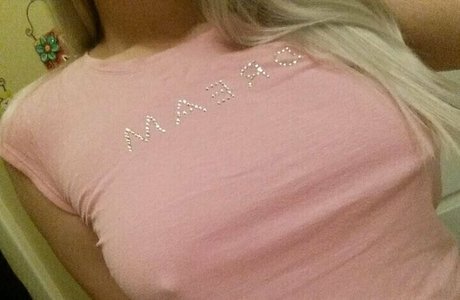 ellirussie modèle artistique galerie