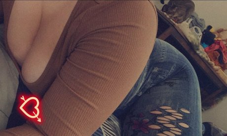 ellirussie actrice parfaite image