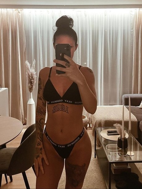 couple de fans uniquement nus gratuits archive