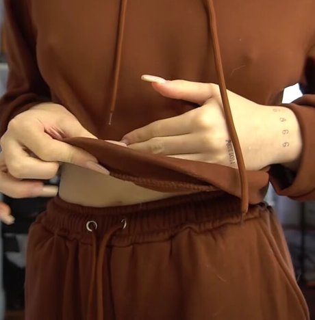 Carolina Camargo modèle chaud photo