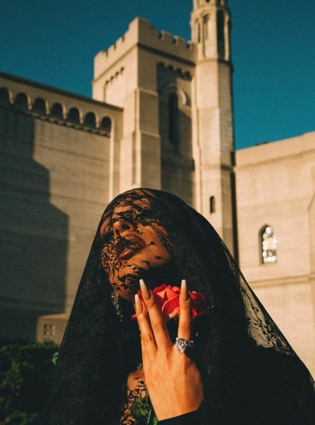 Alexa Demie art étoile galerie