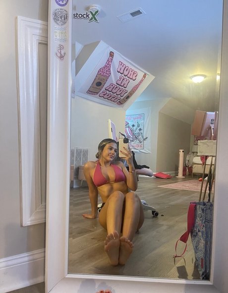 IsaMeccia étoile de haute qualité img