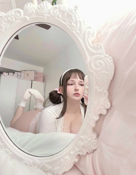 enceintes soumises onlyfans érotique chaud image