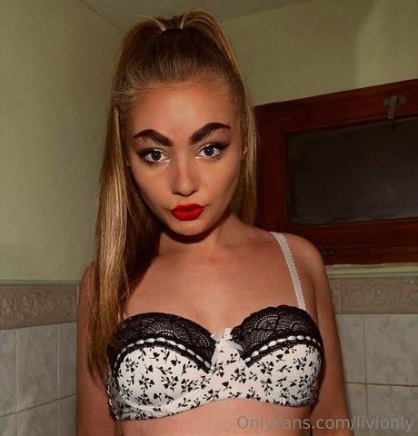 livionly star du porno xxx photos