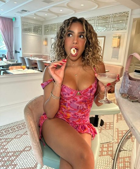 AyannaMarcelin étoile sexy images