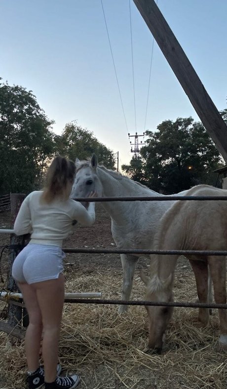 Ela Be eri star du porno hd img