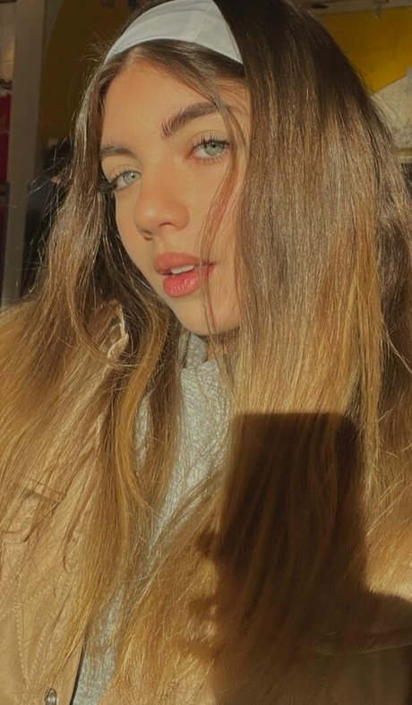 tricherie onlyfans nu en haute qualité des photos