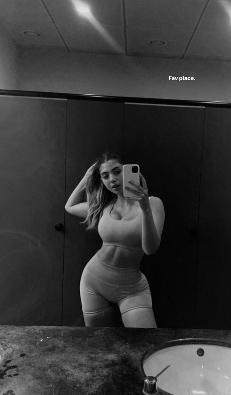 Ela Be eri haut étoile img