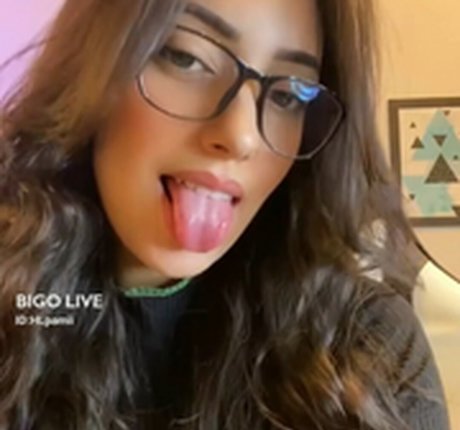 Pamm Bigo modèle gratuit photo