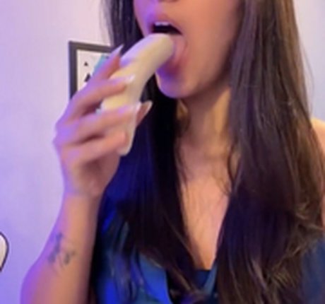 Pamm Bigo modèle érotique image