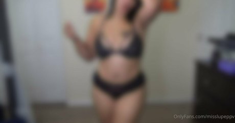 fans asiatiques célèbres nu pornographique collection