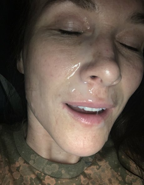 vieille milf onlyfans parfait et sexy des photos