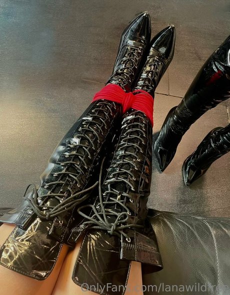 lanawildfree modèle de haute qualité des photos