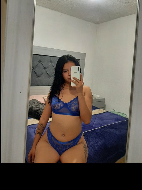 Nataly M_ étoile nue img