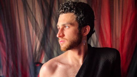 Dakota James modèle parfait archive