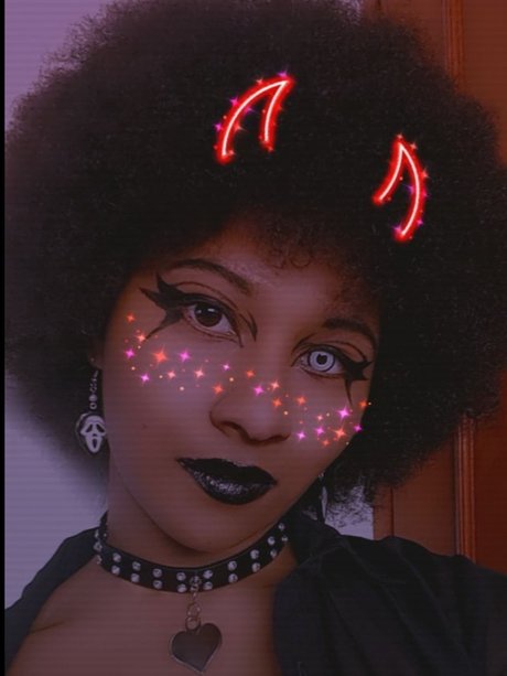 SheGhosts_ actrice porno des photos