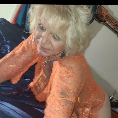 Naughty Dana star du porno parfaite galerie