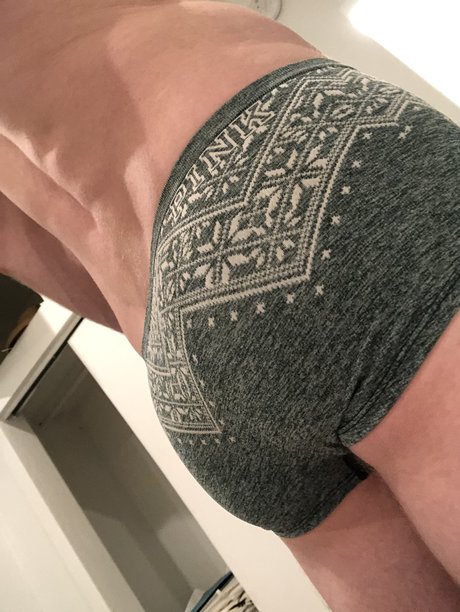 zachhh star érotique photo