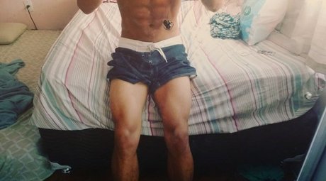 All n modèle exclusif des photos