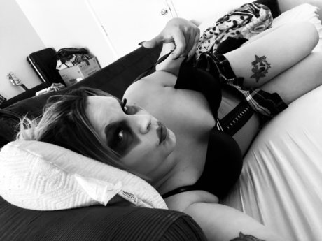 NorCalZombinaTS actrice de nus galerie