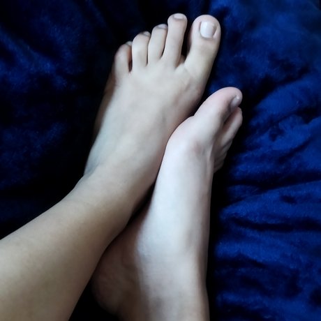 Linda Menina star du porno exclusive collection