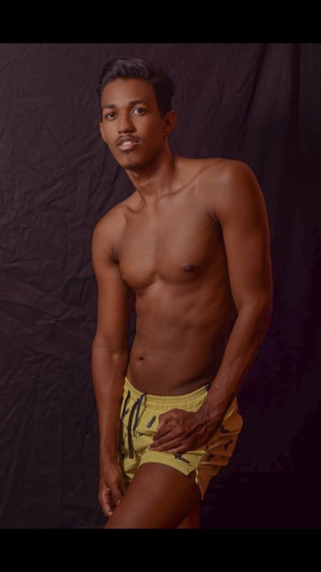 Eliequel modèle de sexe galeries