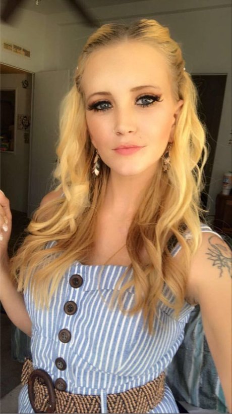 XxberettaxX actrice chaude image