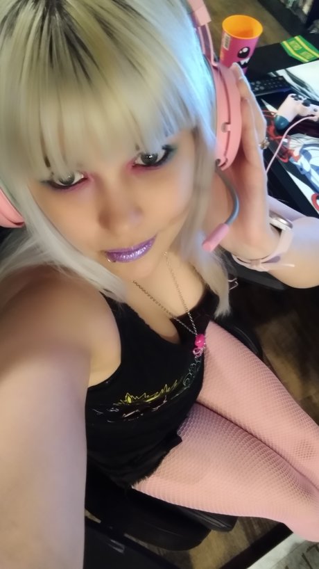 Smallqueenalice haut de star du porno galeries