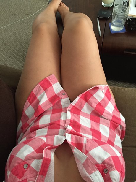 JasonsDisobedientWife actrice chaude photo