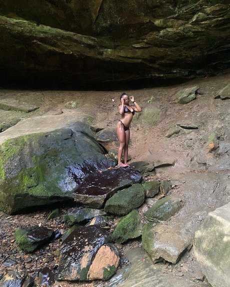 RowdyRosie_ actrice de nus images