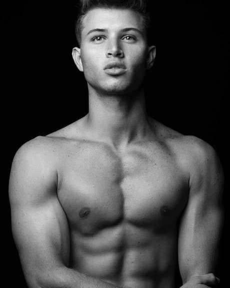 Kayn star du porno exclusive photo