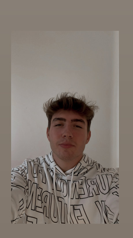 Lezzo star exclusive galeries