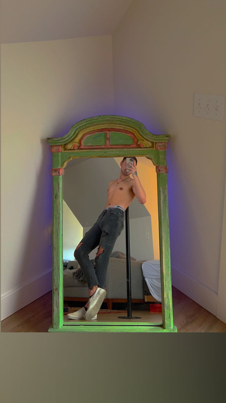 Austin Smith étoile nue img