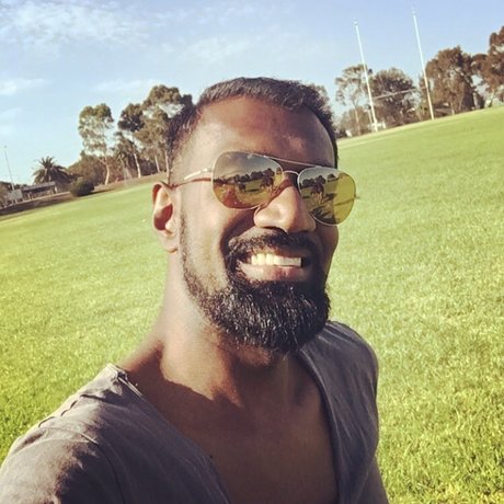 Raj Tuvok sexe de star du porno images