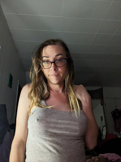 buffy violett modèle pornographique galerie