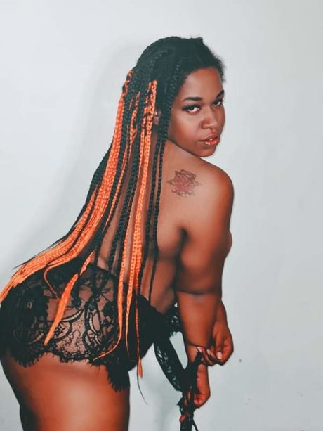 Chic Bear modèle érotique archive