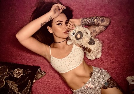 MagicTianna étoile xxx galerie