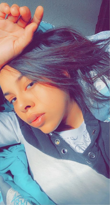 Tinaa Snow modèle sympa archive