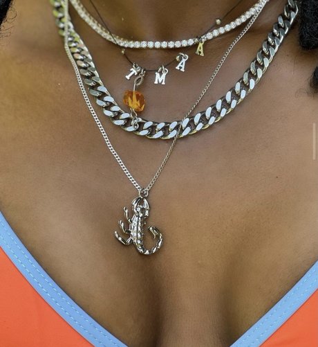 tomaa haut de star du porno archive