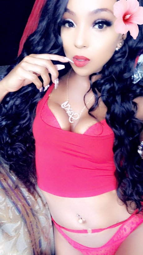 infirmière brune onlyfans sexy en haute qualité collection