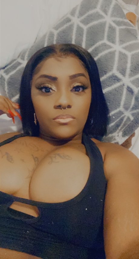 Nessa S joli modèle img