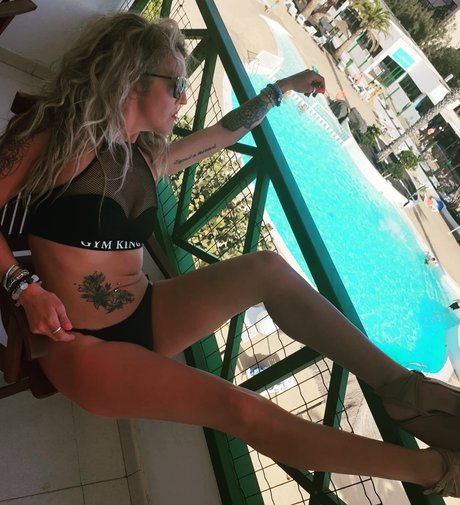 Trix star du porno en haute qualité archive