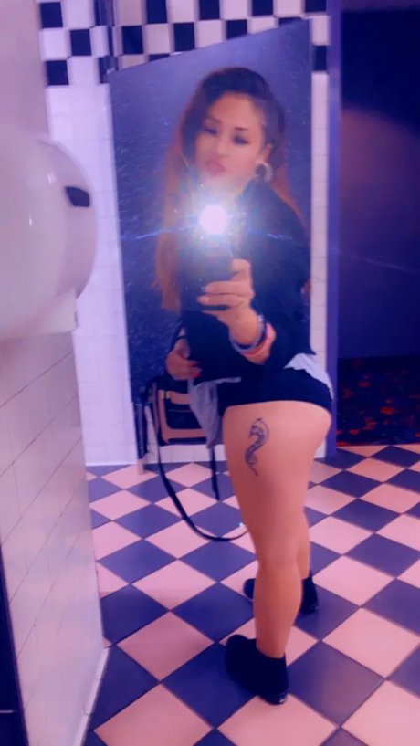 Melina Styles étoile exclusive galeries